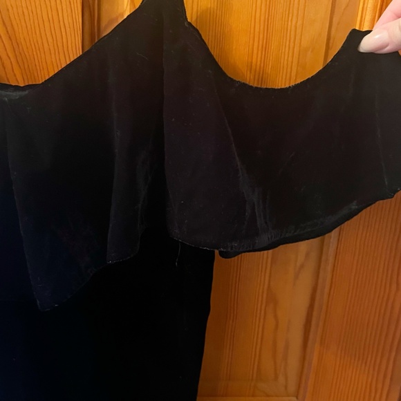 NWT Anthropologie x Tracy Reese Black Velvet Cold Shoulder Midi Dress - Picture 3 of 4